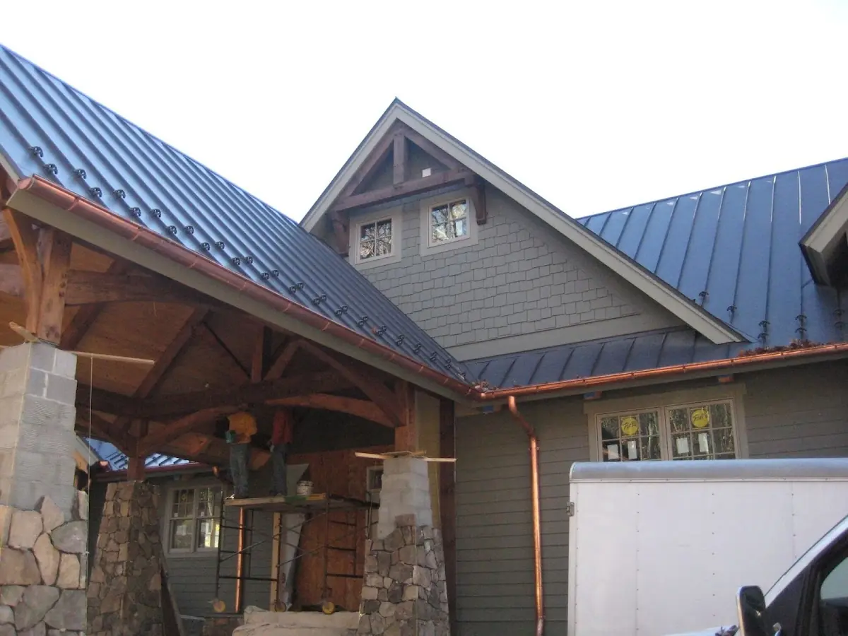 Craftsman Roofing team delivering quality roofing work in Nashville